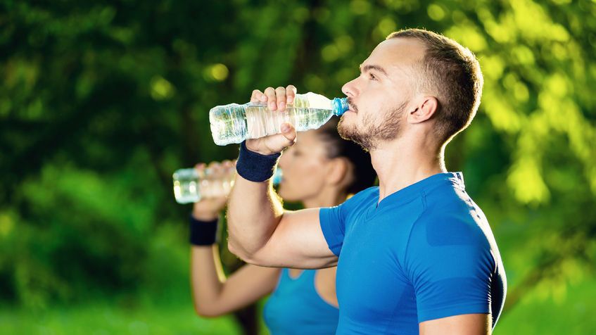 Latem niezbędne jest odpowiednie nawodnienie