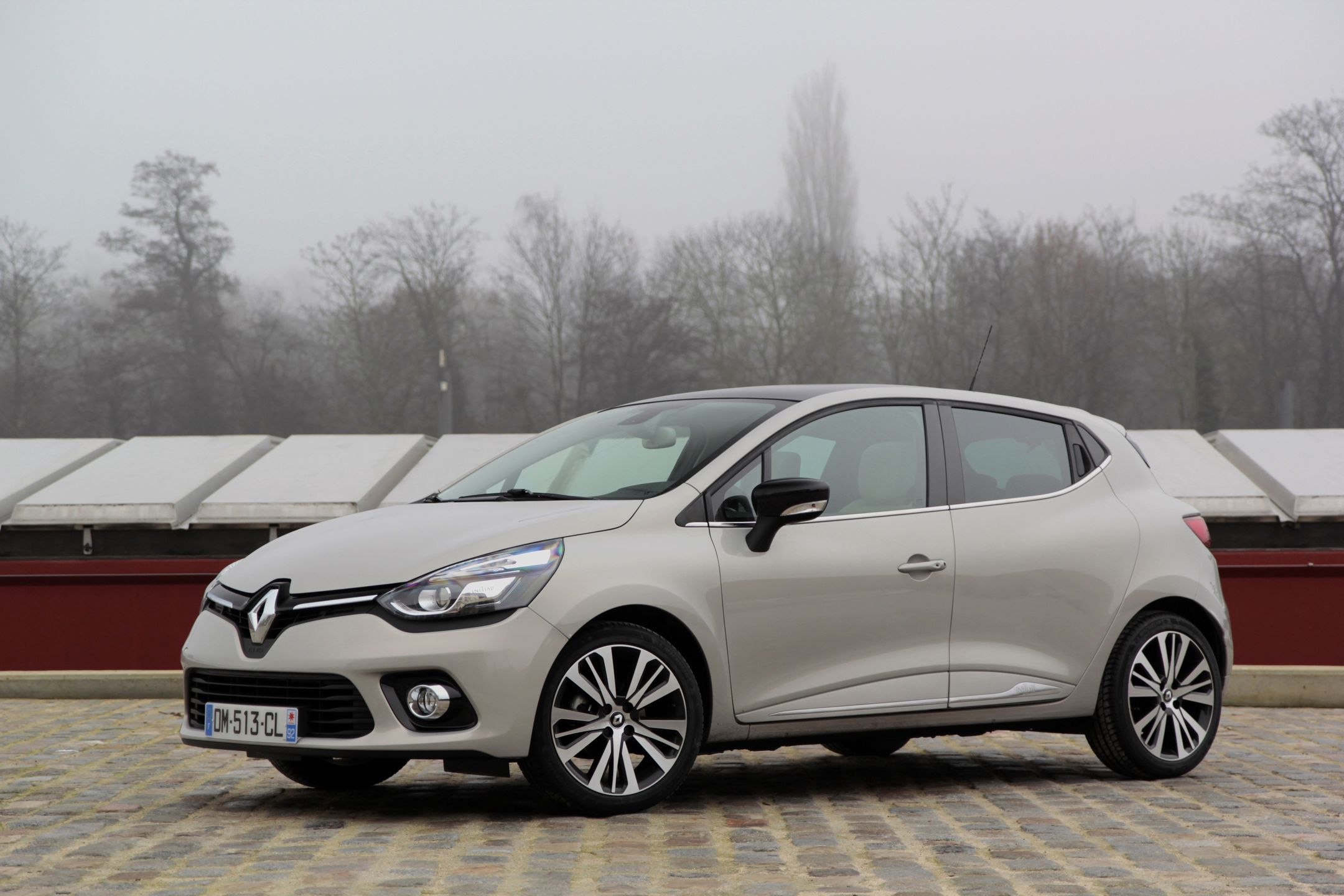 Renault Clio Initiale Paris