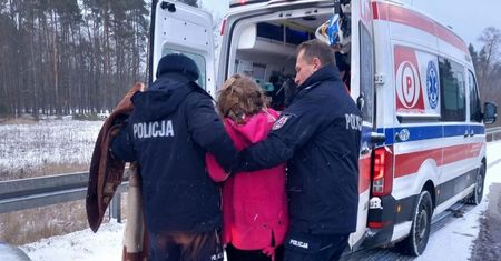 Leżała na ziemi w lesie. Dramat 32-latki