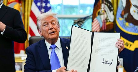 100 tys. dol. Trump wprowadza opłatę za wizy tych pracowników