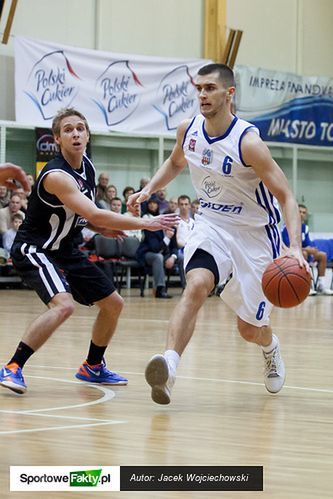 Jan Grzeliński (z lewej) liczy na awans WKK do finału I ligi