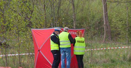 Tragedia na drodze. Wypadek w Ligocie koło Kobylej Góry. Nie żyje 16-latka