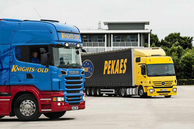 Przejęcie Pekaesu przez Strada Holding. UOKiK wyraził zgodę