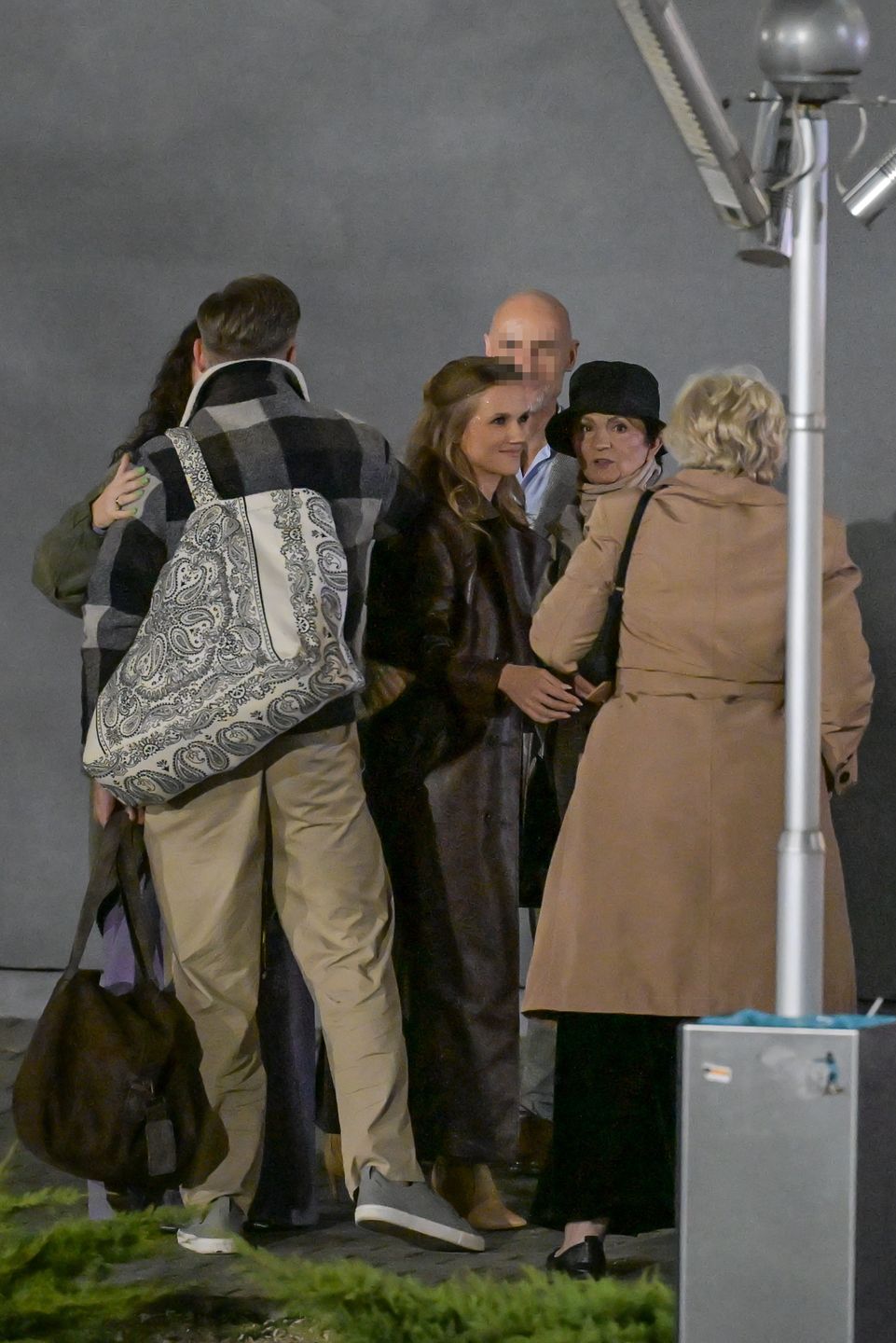 Kaczorowska i Rogacewicz z mamami przed studiem "TzG"