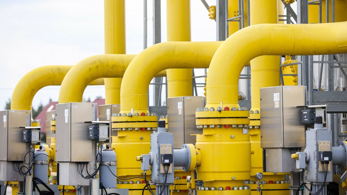 Premier Morawiecki o wstrzymaniu dostaw gazu z Rosji27.04.2022 Rembelszczyzna Konferencja prasowa premiera Mateusza Morawieckiego nt. przerwy w dostawach gazu przez rosyjski Gazpromfot. Andrzej Iwanczuk/REPORTERAndrzej Iwanczuk/REPORTER