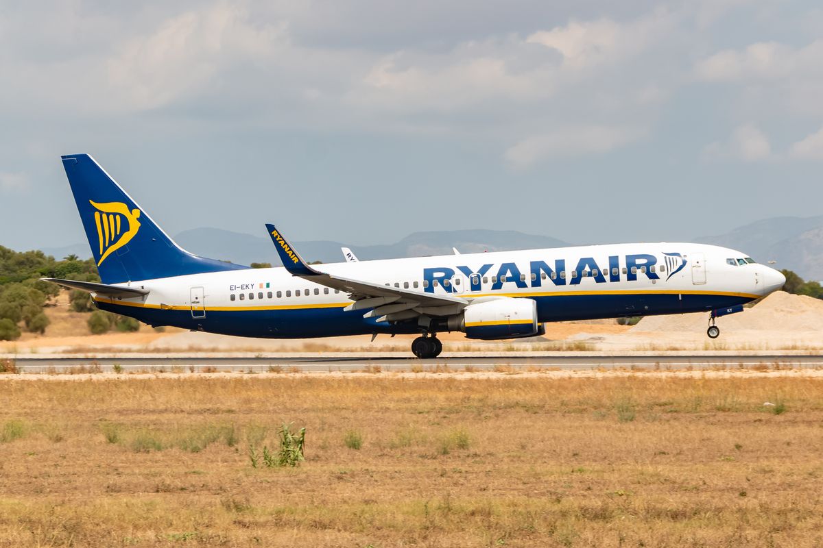 Samolot Ryanair na lotnisku w Palmie 