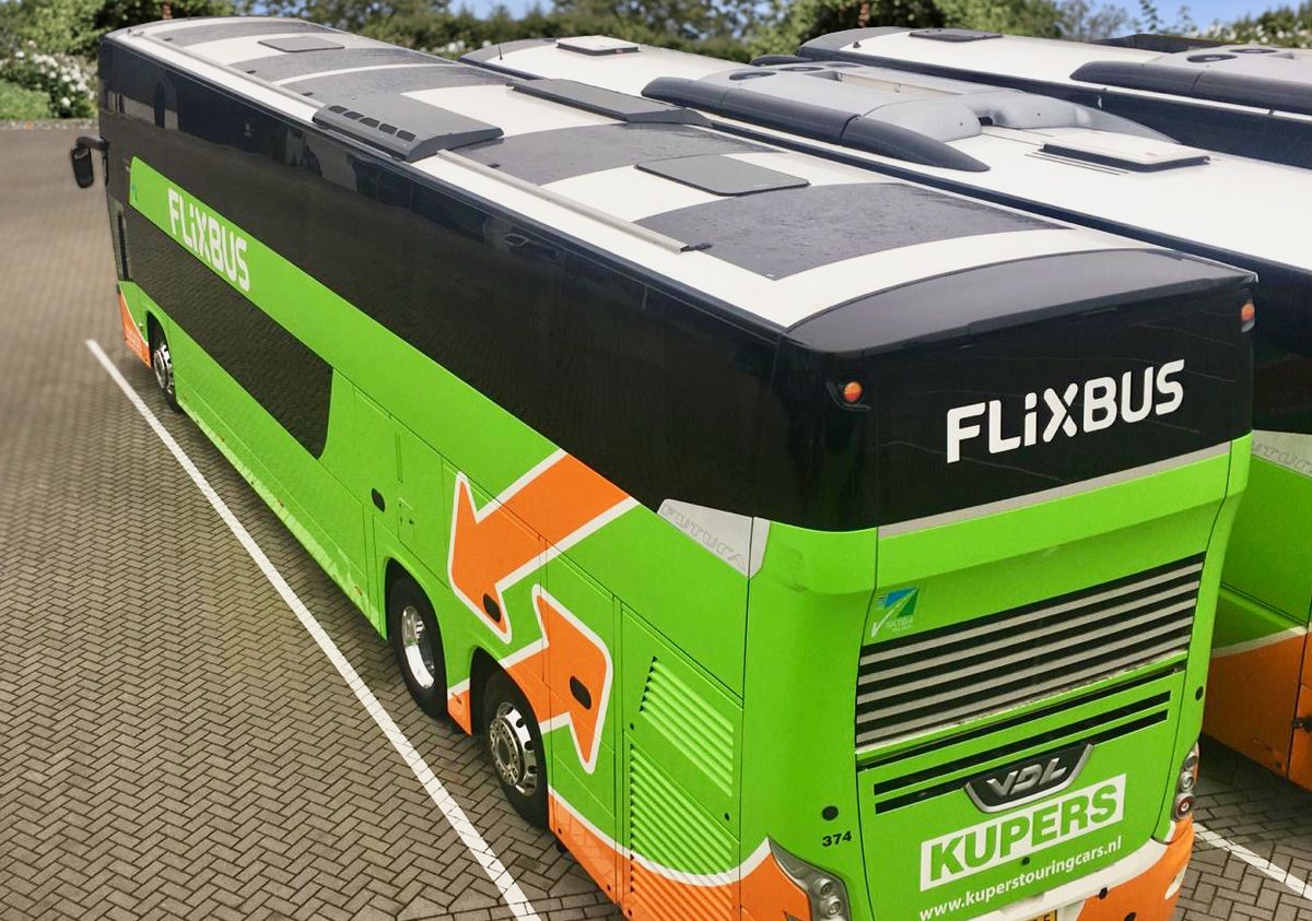 FlixBus testuje autobus zasilany energią słoneczną. Oszczędność jest ogromna