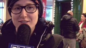 Szczotka zamiast mikrofonu. Kulwińska jako... dziennikarka