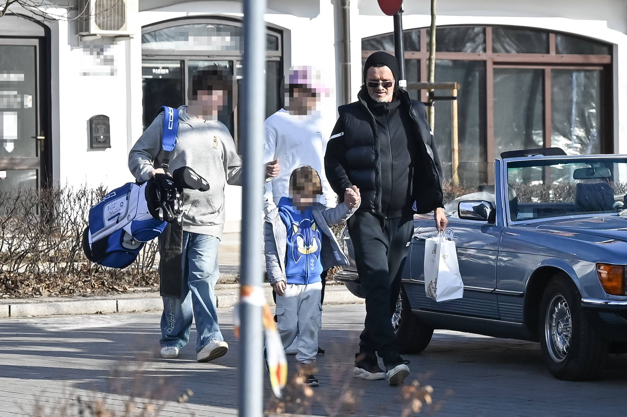 Majdanowie wybrali się z dziećmi do restauracji