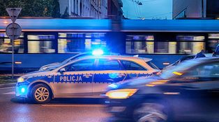 Inowrocławska policja zatrzymała złodzieja. Wszczął awanturę w sklepie, by dokonać kradzieży