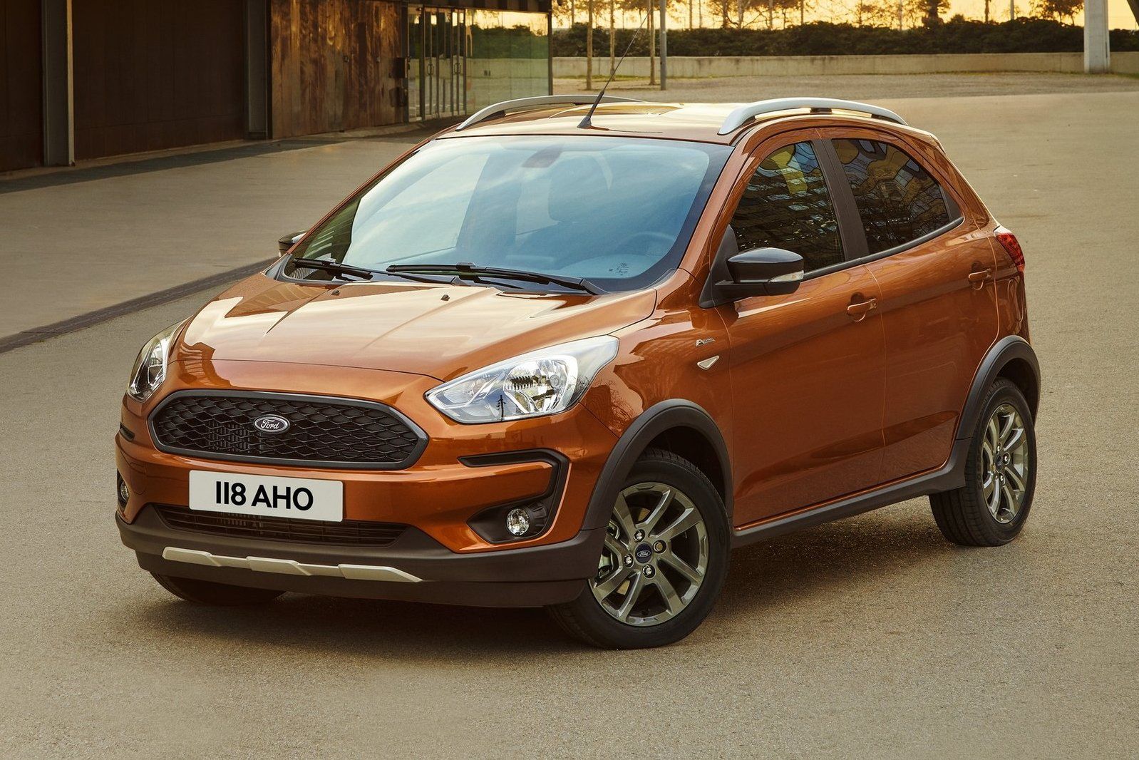 Ford Ka+ po liftingu. Na żywo zobaczymy go w Genewie.