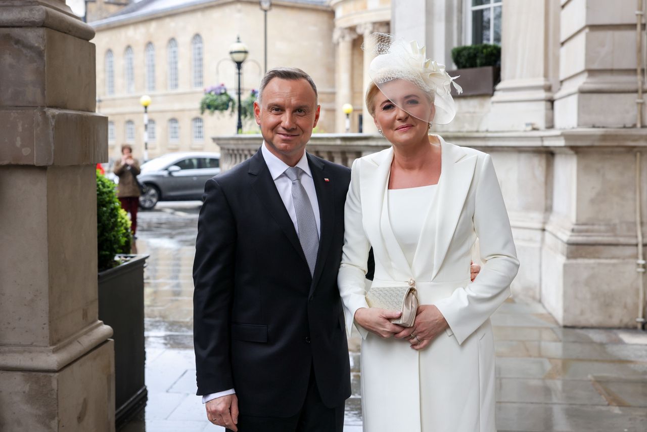 Andrzej Duda z żoną na koronacji króla Karola III