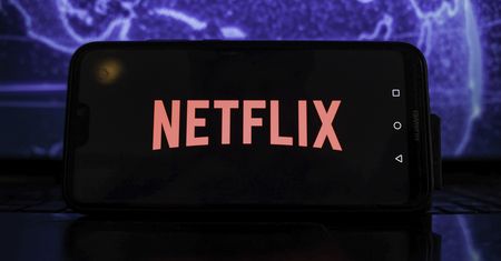 Netflix musiał się tłumaczyć z decyzji. "Nigdy nie anulowaliśmy udanych produkcji"