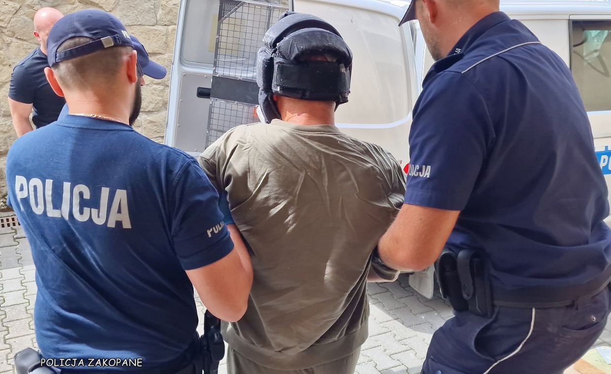 Ciało leżało w łóżku, było przykryte kołdrą. Decyzja sądu po tragedii
