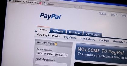 PayPal żąda od użytkowników wrażliwych danych. KNF: "Przeanalizujemy sprawę"
