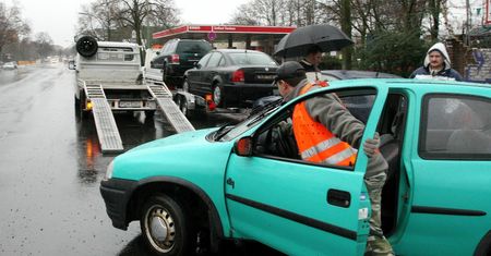 Za darmo sprawdzisz, czy auto było "bite". Wystarczy znać jego numer