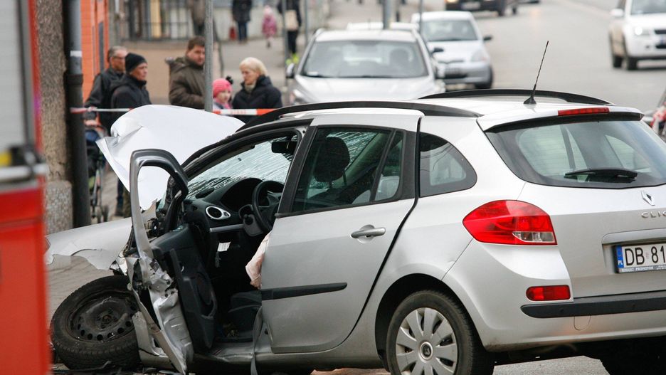 mStłuczka w mObywatelu to nowoczesne narzędzie, które ułatwi radzenie sobie w sytuacji kolizji drogowej