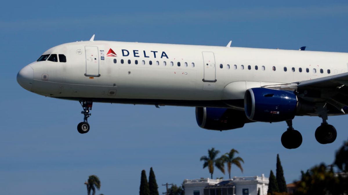 Agresywny pasażer zaatakował kilka osób