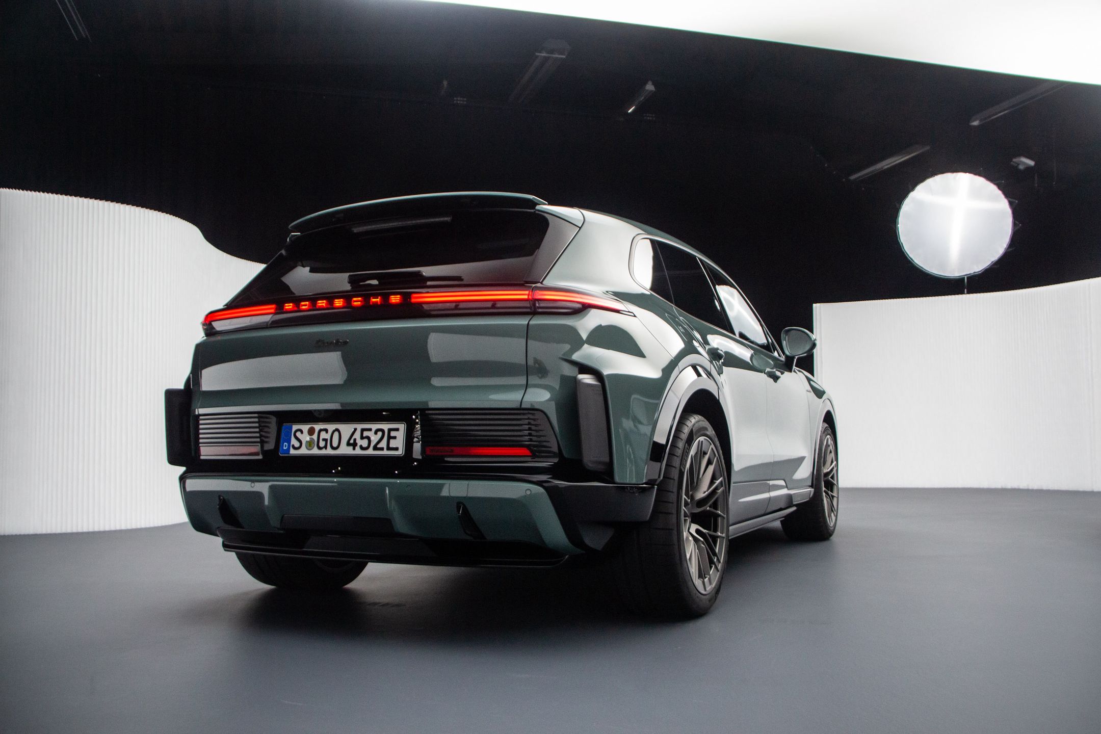 Elektryczne Porsche Cayenne