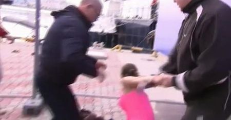 Pussy Riot zaatakowane przez kozacką milicję
