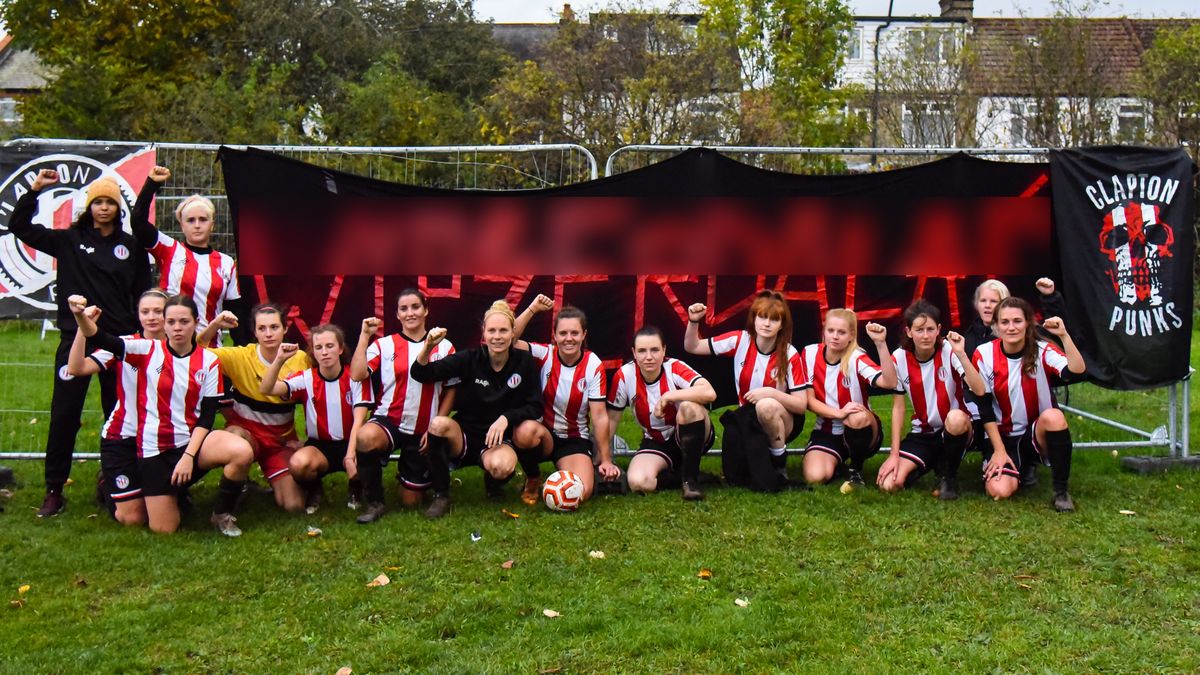 Twitter / ClaptonCFC / Na zdjęciu: drużyna Clapton CFC