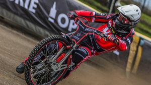 Żużel. Zremisowali, ale zachowali fotel lidera. Tabela Krajowej Ligi Żużlowej i statystyki