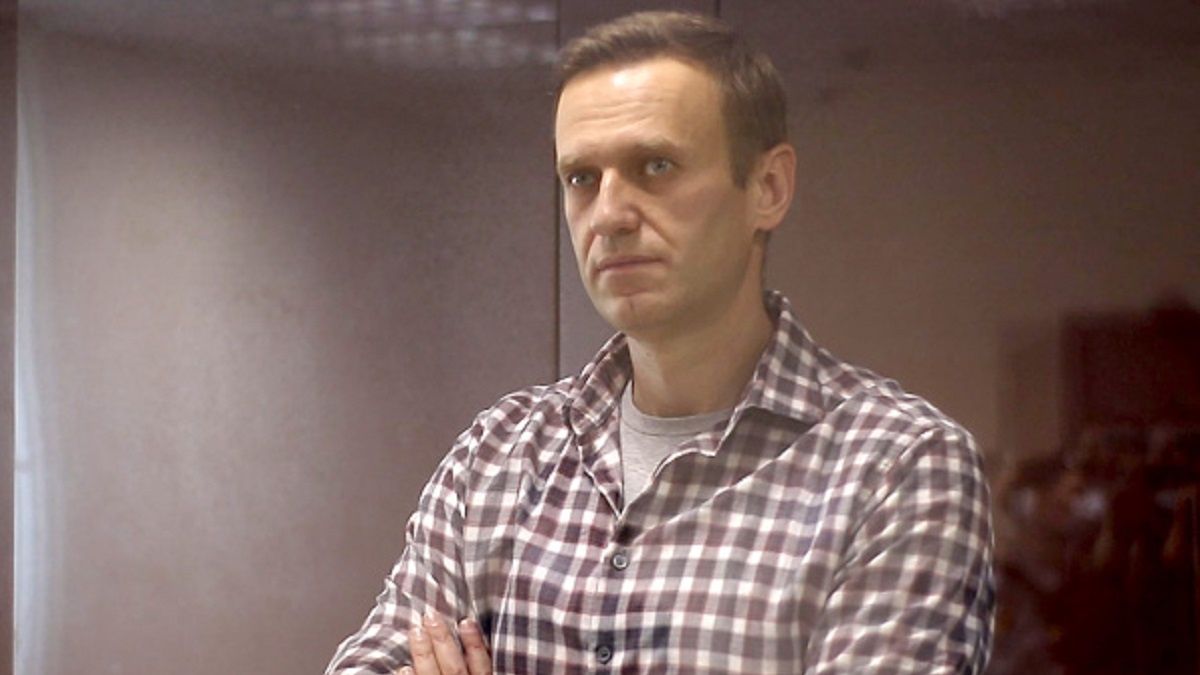 Nawalny przewieziony do szpitala