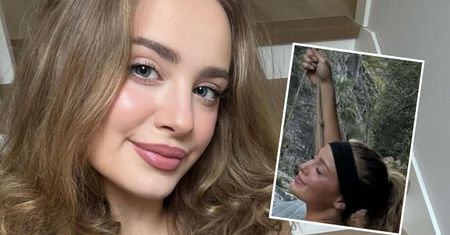 "Jaka śliczna rusałka". Wiktoria Gąsiewska pozuje topless i zbiera pochwały od fanów