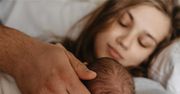 Niewyspana i umęczona Agnieszka Kaczorowska pokazała się cztery dni po porodzie! Jest także słodka córeczka!