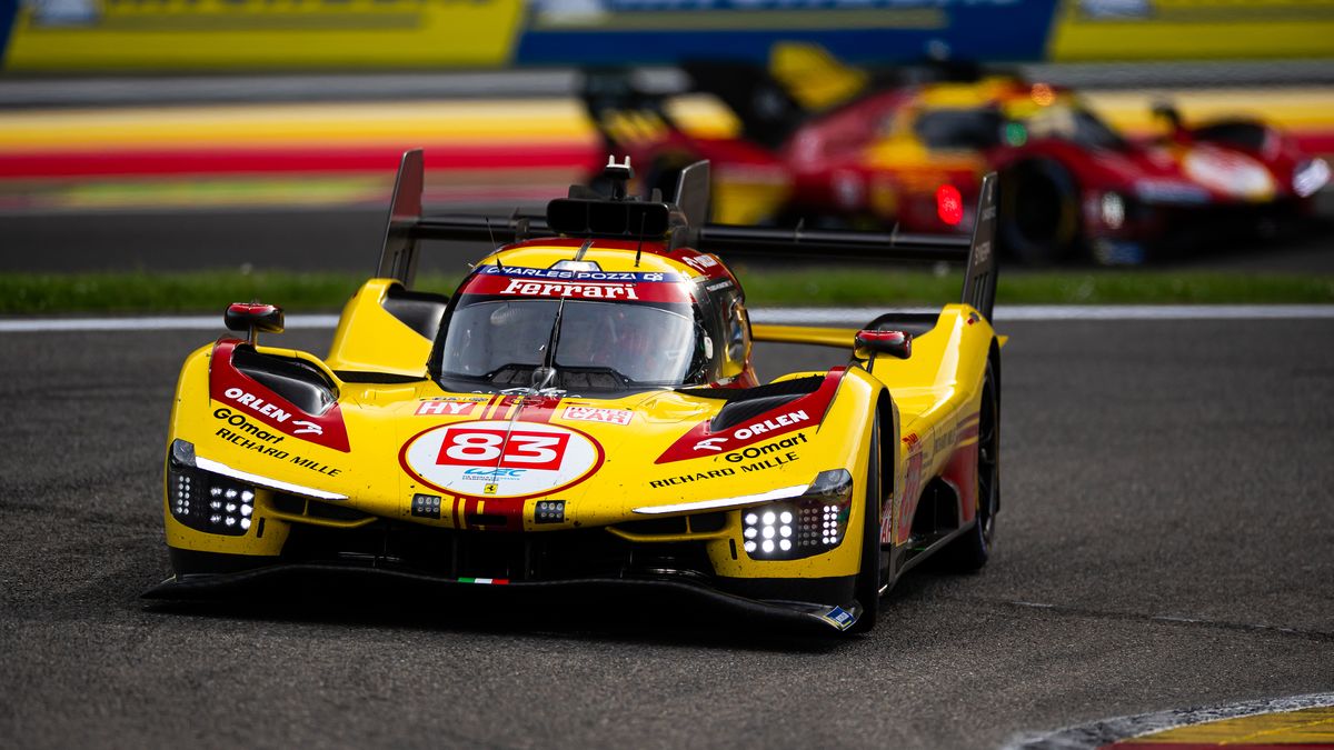 Materiały prasowe / Javier Jimenez / DPPI / Na zdjęciu: Robert Kubica za kierownicą Ferrari 499P