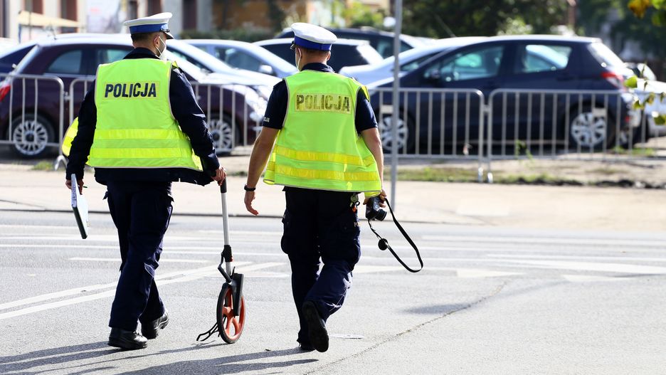 Policja drogówka wypadek oględziny
