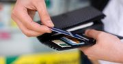 Rosjanie polubili karty płatnicze. Transakcje wzrosły w 2015 r. o 27 proc.