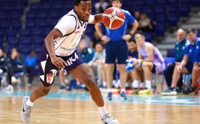 Polsat Sport 2 Koszykówka mężczyzn: ORLEN Basket Liga - 3. mecz ćwierćfinałowy fazy play-off: MKS Dąbrowa Górnicza - Legia Warszawa