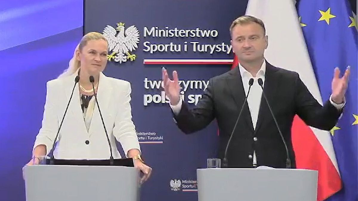 Zdjęcie okładkowe artykułu: Facebook / MSiT / Na zdjęciu: Barbara Nowacka i Sławomir Nitras