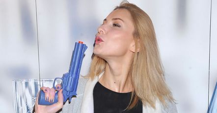 "Blondynka": Moro stroi fochy i gwiazdorzy na planie serialu