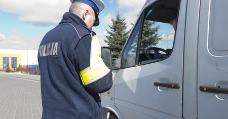 Przemyśl: Policjanci zatrzymali prawo jazdy swojemu komendantowi