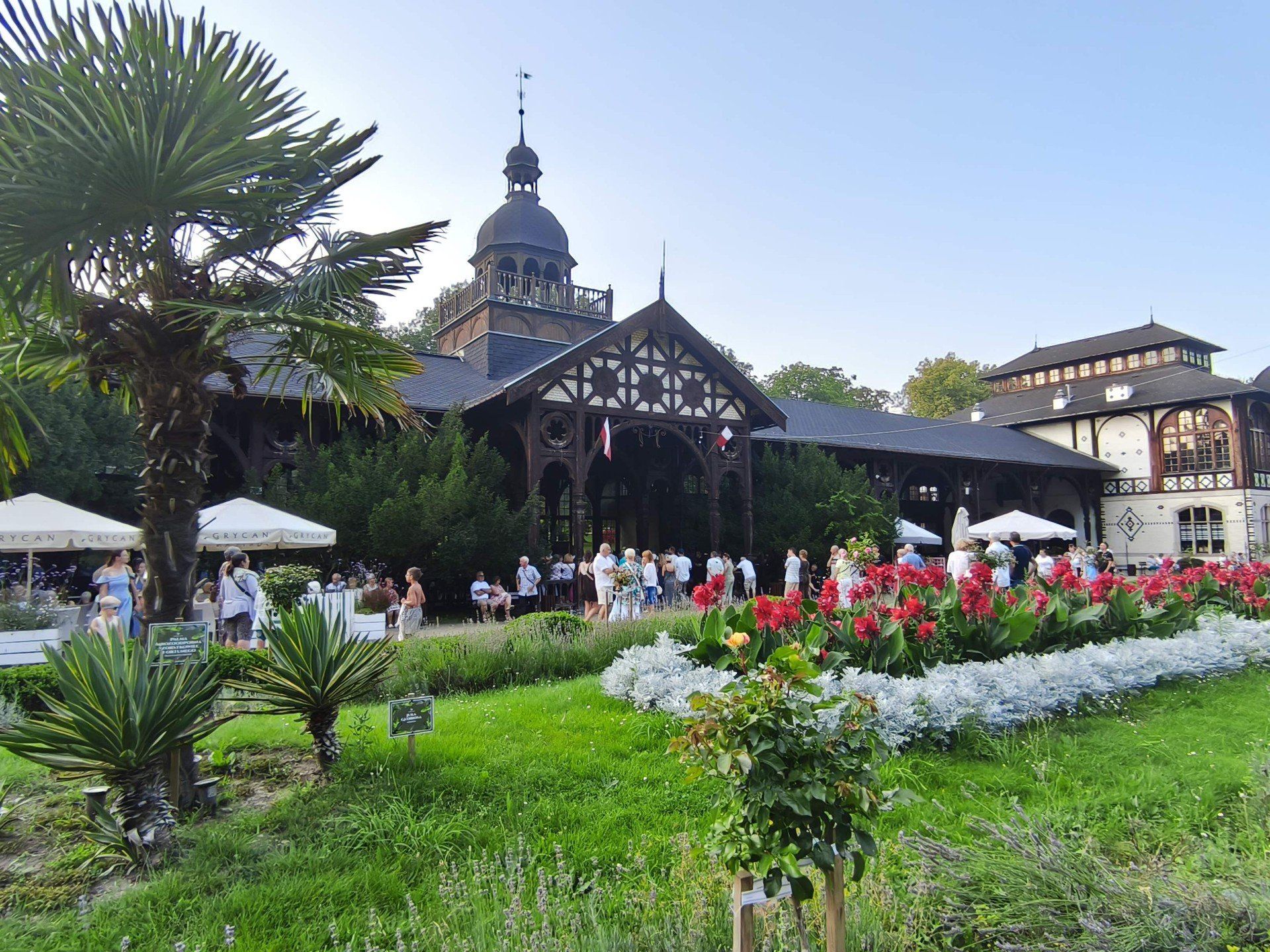 Hala Spacerowa - piękny zabytek Szczawna