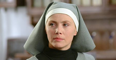 Grała zakonnicę w "Klanie". Co słychać u 55-letniej Agnieszki Wosińskiej? Musiała zmierzyć się z ogromną tragedią (ZDJĘCIA)