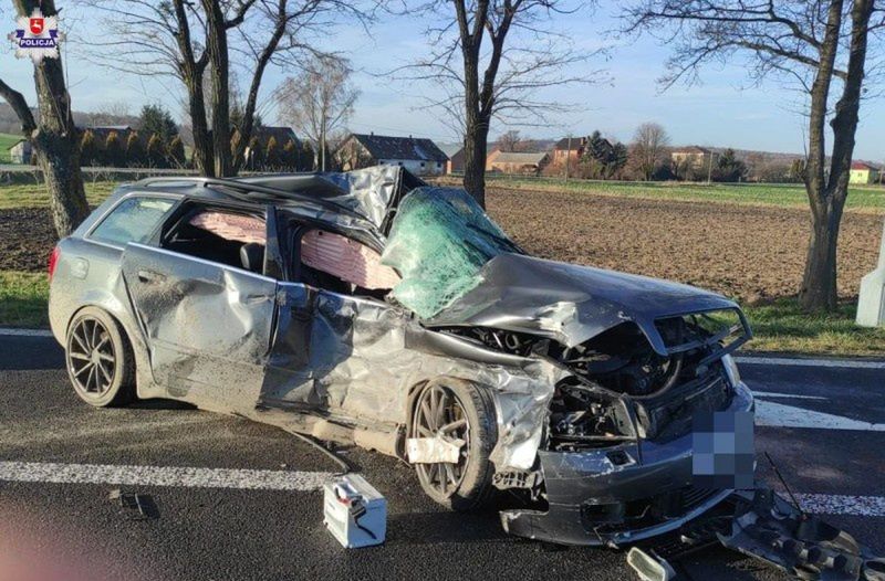 Tragiczny wypadek na drodze wojewódzkiej nr 835. Nie żyje młody mężczyzna