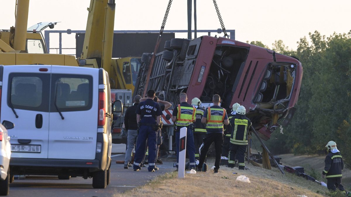 Wśród ofiar wypadku autokaru na Węgrzech jest 17-latek - poinfor