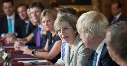 Funt spadł poniżej 5 zł. Premier May zachwiała rynkiem
