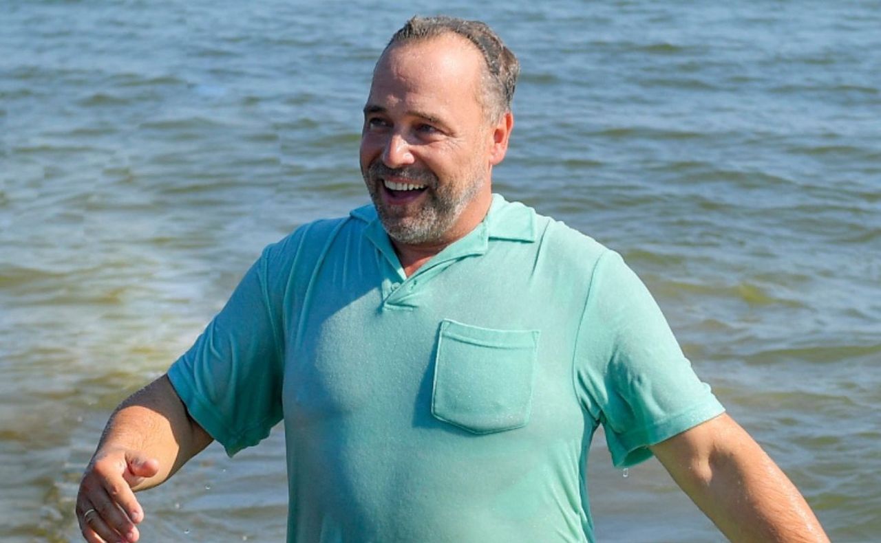 Nowicki urządził się w Albanii. "Coraz smutniej wyjeżdżać"