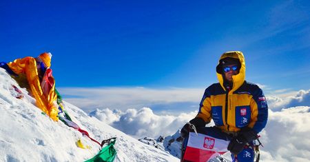 Polak ewakuowany spod Mount Everestu. Zapłacił zdrowiem za swój wyczyn