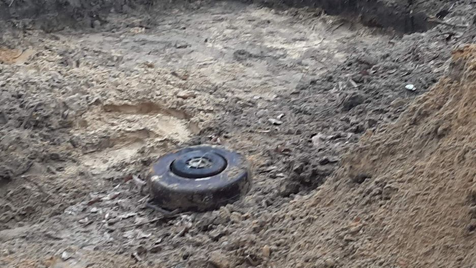 Warszawa. Na budowie znaleziono przedmioty mogące być niewybuchami