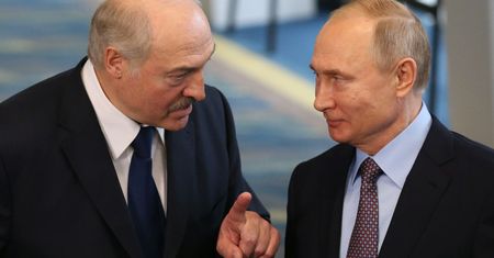 Mobilizacja na Białorusi. Tak Łukaszenka spłaca Putinowi kredyt