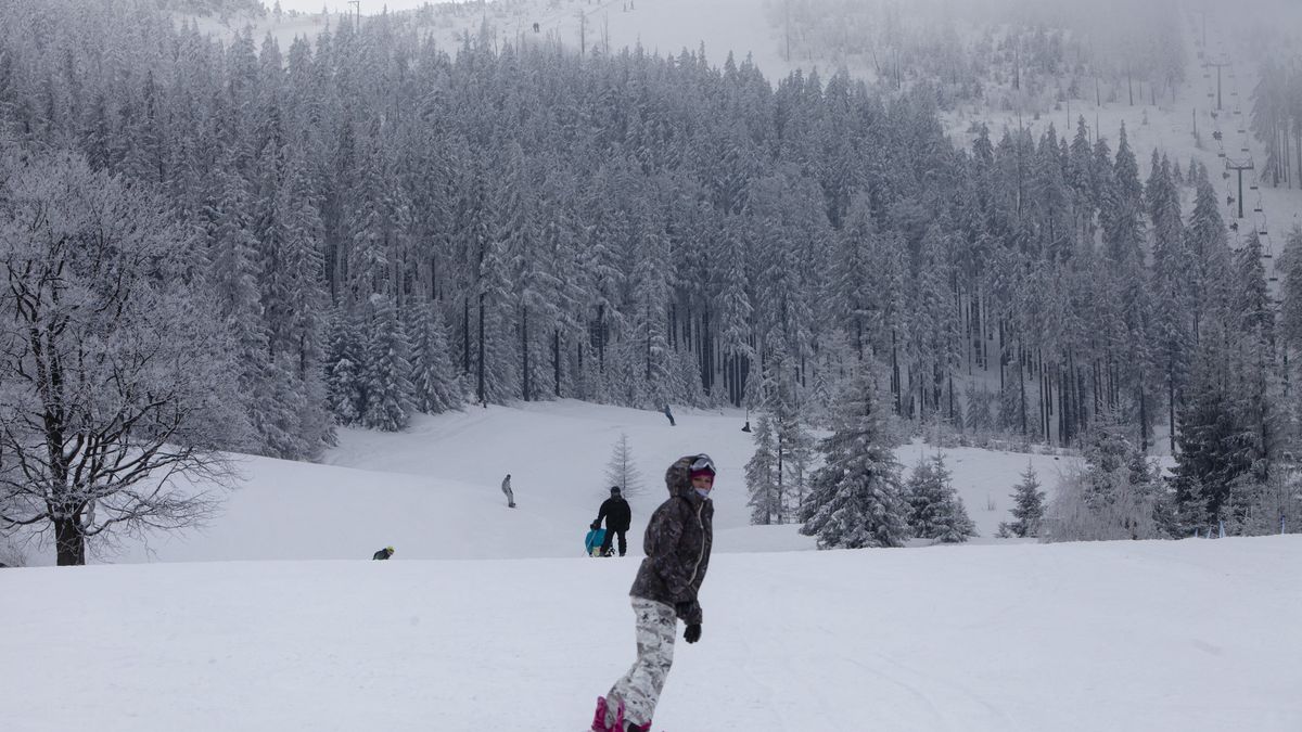 Dlugi sezon narciarski w Beskidach
