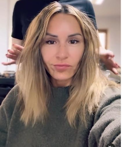 Blanka Lipińska u fryzjera