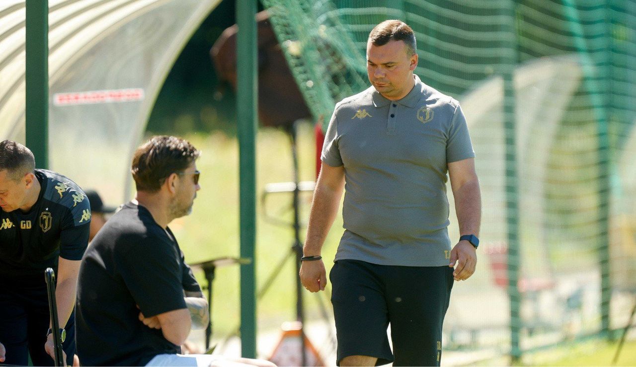 Adrian Siemieniec zabrał głos po porażce Jagiellonii Białystok w sparingu. "Nie ma co bić na alarm"
