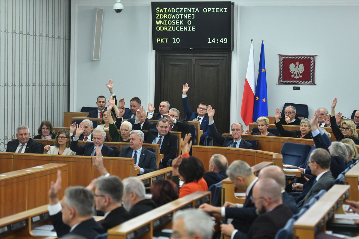 senat, in vitro Jest decyzja ws. in vitro. Wyłamał się jeden senator z koalicji