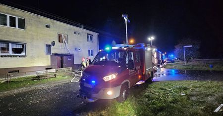 Ewakuowano blok, dwie osoby w szpitalu. W bloku doszło do wybuchu